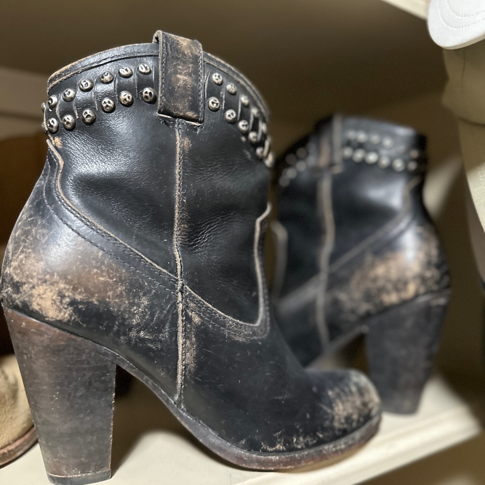 FRYE Booties